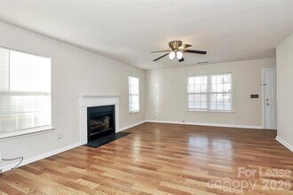 2134 Cindy Creek Ln in Charlotte, NC - Building Photo - Building Photo