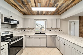 5140 SE 8th St in Ocala, FL - Building Photo - Building Photo