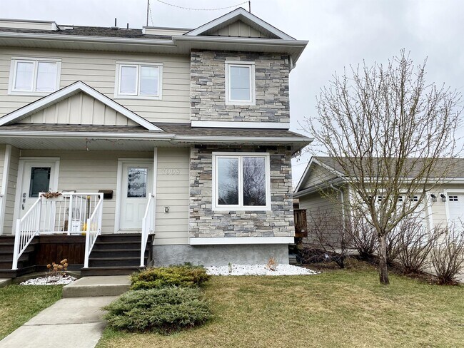 7008-7097 97 St NW in Edmonton, AB - Building Photo - Building Photo