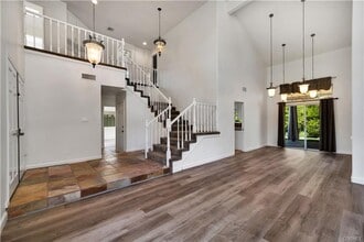 3955 Poppyseed Pl in Calabasas, CA - Foto de edificio - Building Photo