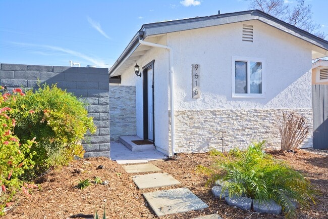 9616 Gerald Ave in North Hills, CA - Building Photo - Building Photo