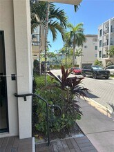 4670 NW 84th Ave in Doral, FL - Building Photo - Building Photo