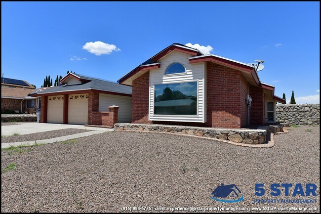 4526 Monahans Dr in El Paso, TX - Building Photo - Building Photo