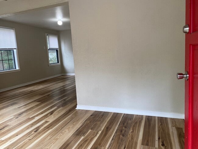 2046 W 17th St in Jacksonville, FL - Building Photo - Building Photo