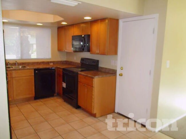 11219 N 51st Dr in Glendale, AZ - Building Photo - Building Photo