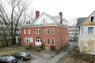 442-444 Farmington Ave in Hartford, CT - Building Photo - Building Photo