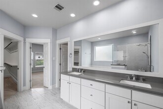 1606 Westside Gardens Ln in Houston, TX - Building Photo - Building Photo