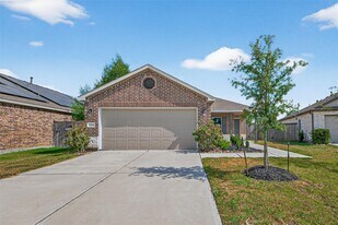 15171 Willow St in New Caney, TX - Building Photo