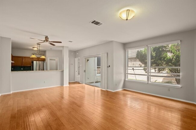 805 Black Locust Drive West in Pflugerville, TX - Building Photo - Building Photo
