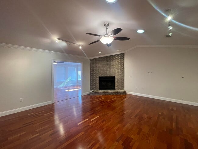 1624 Oakmont Cir in Niceville, FL - Building Photo - Building Photo