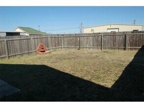 133.135 Marvin Cove in Hutto, TX - Building Photo - Building Photo