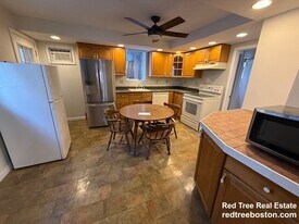 60 Haines St, Unit 149 in Medford, MA - Building Photo