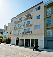 860 Corbett Ave in San Francisco, CA - Building Photo - Building Photo