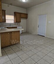 5117 Albany Ave in Lubbock, TX - Building Photo - Building Photo