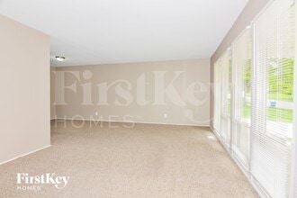 3655 St Catherine St in Florissant, MO - Foto de edificio - Building Photo