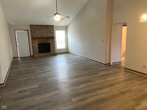 5048 Shadow Pointe Dr in Indianapolis, IN - Building Photo - Building Photo