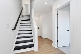 5027 Duchess Dr in Charlotte, NC - Building Photo - Building Photo