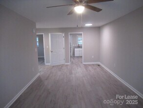 1761 River Rd in Lincolnton, NC - Building Photo - Building Photo