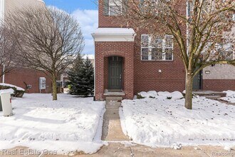 27999 Middleton Dr in Novi, MI - Building Photo - Building Photo