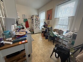 199 Winthrop Rd in Brookline, MA - Building Photo