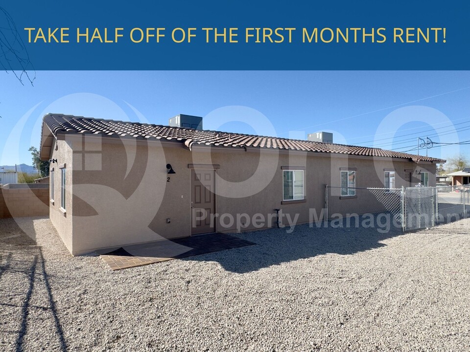 430 E Wilcox Dr in Tucson, AZ - Building Photo