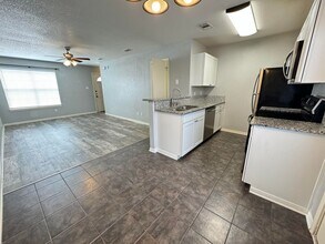 1607 Dugger Cir, Unit Apt. B in Killeen, TX - Building Photo - Building Photo