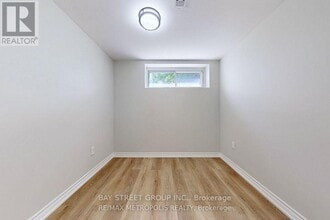 79 Ascolda Blvd in Toronto, ON - Building Photo - Building Photo