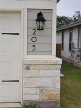 205 Prosecco Path in Leander, TX - Building Photo - Building Photo