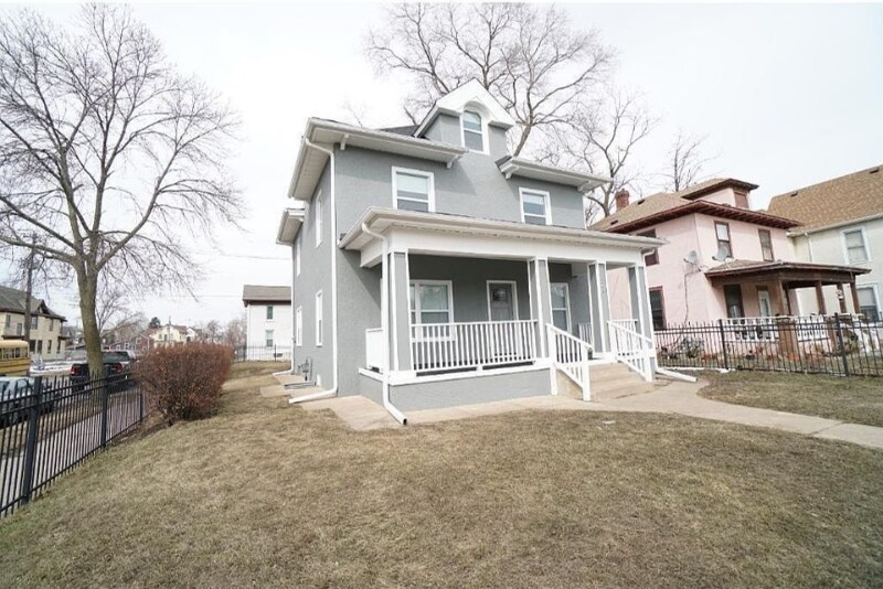 3244 Chicago Ave in Minneapolis, MN - Building Photo