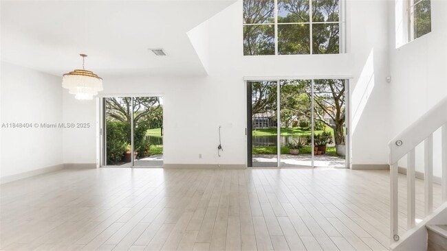 909 Garnet Cir in Weston, FL - Building Photo - Building Photo