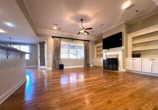 10206 Oak Levee Dr in Lakeland, TN - Building Photo - Building Photo