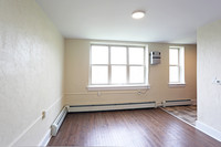 Apartments at 400 Elmwood in Buffalo, NY - Building Photo - Interior Photo