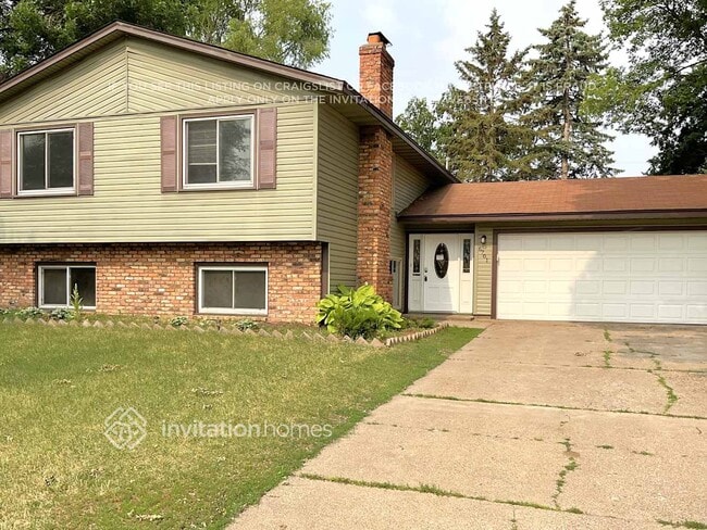 property at 6701 N Bryant Ave