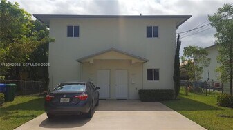 1029 SW 11th Ave in Miami, FL - Building Photo