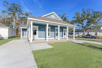 534 Main St in Belle Chasse, LA - Building Photo - Building Photo
