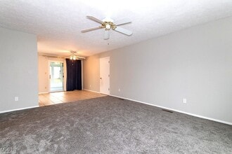 6330 Cumberland Dr in Mentor, OH - Building Photo - Building Photo