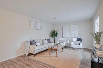 505 Stoneledge Dr in Friendswood, TX - Building Photo - Building Photo