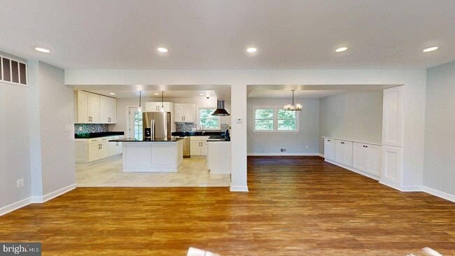 6602 Greenview Ln in West Springfield, VA - Building Photo - Building Photo