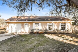 5 Bay Ridge Loop, Unit 13-13301 in Mascotte, FL - Building Photo