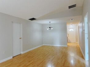 4018 Bonnie Dr in Apopka, FL - Building Photo - Building Photo