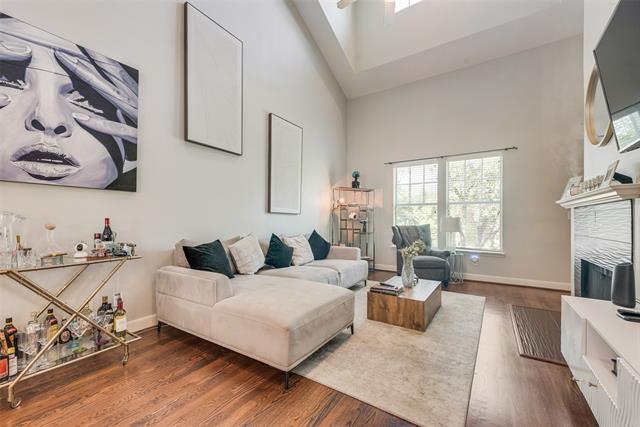 4904 Live Oak St in Dallas, TX - Building Photo