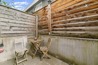 3078 SW Avalon Way in Seattle, WA - Building Photo - Building Photo
