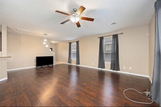 9011 Aurora Park Ln in Humble, TX - Building Photo - Building Photo