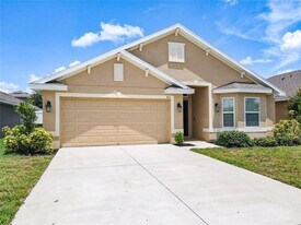 465 Buchannan Dr in Davenport, FL - Building Photo