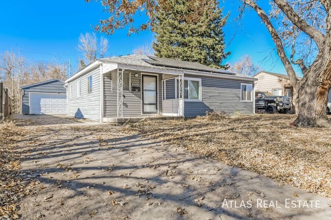 941 S Alcott St in Denver, CO - Foto de edificio - Building Photo