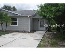 10340 Kidron Ave in Englewood, FL - Building Photo
