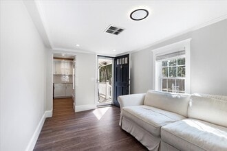 39 Burley St in Danvers, MA - Building Photo - Building Photo