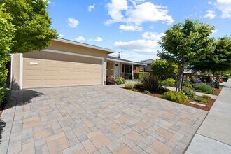 741 Nicholson Ave in Santa Clara, CA - Building Photo - Building Photo