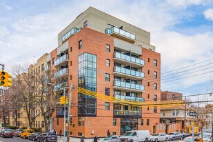1705 E 17th St in Brooklyn, NY - Building Photo