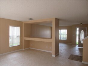 16908 Sunrise Vista Dr in Clermont, FL - Building Photo - Building Photo